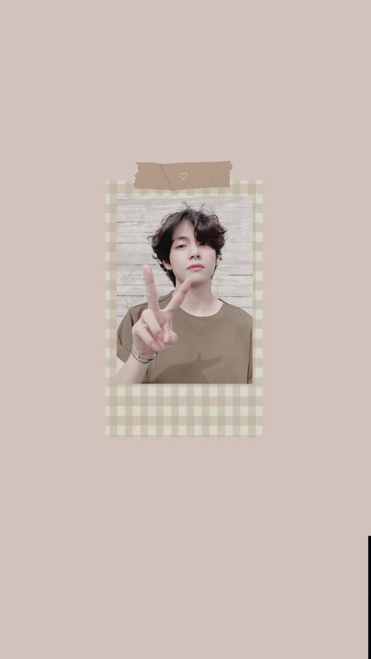 BTS ♥︎. Kim taehyung wallpaper, Bts wallpaper, Bts taehyung