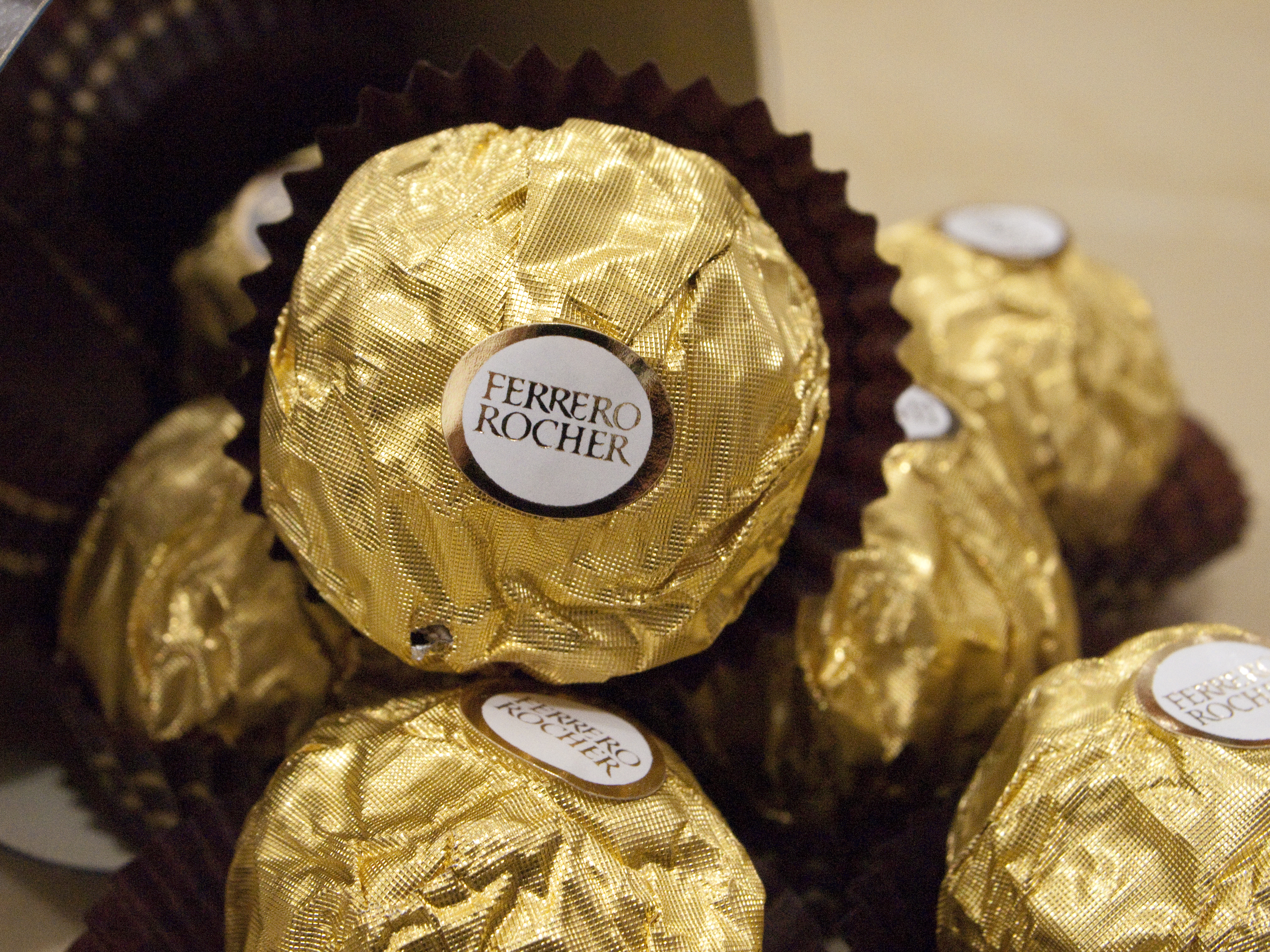 Ferrero rocher. Chocolates All Around [C.A.A.]