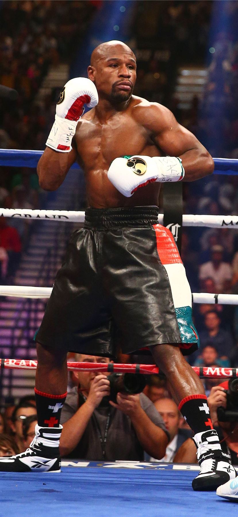 Best Boxing celebrity iPhone 11 HD Wallpaper