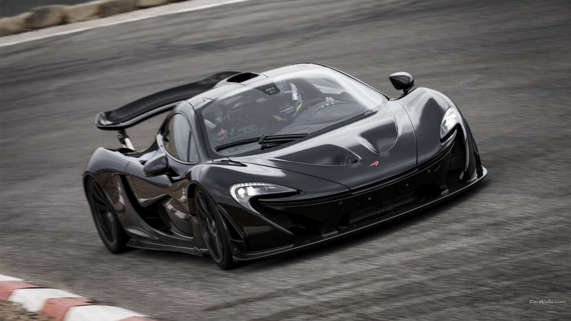 McLaren P1 Black