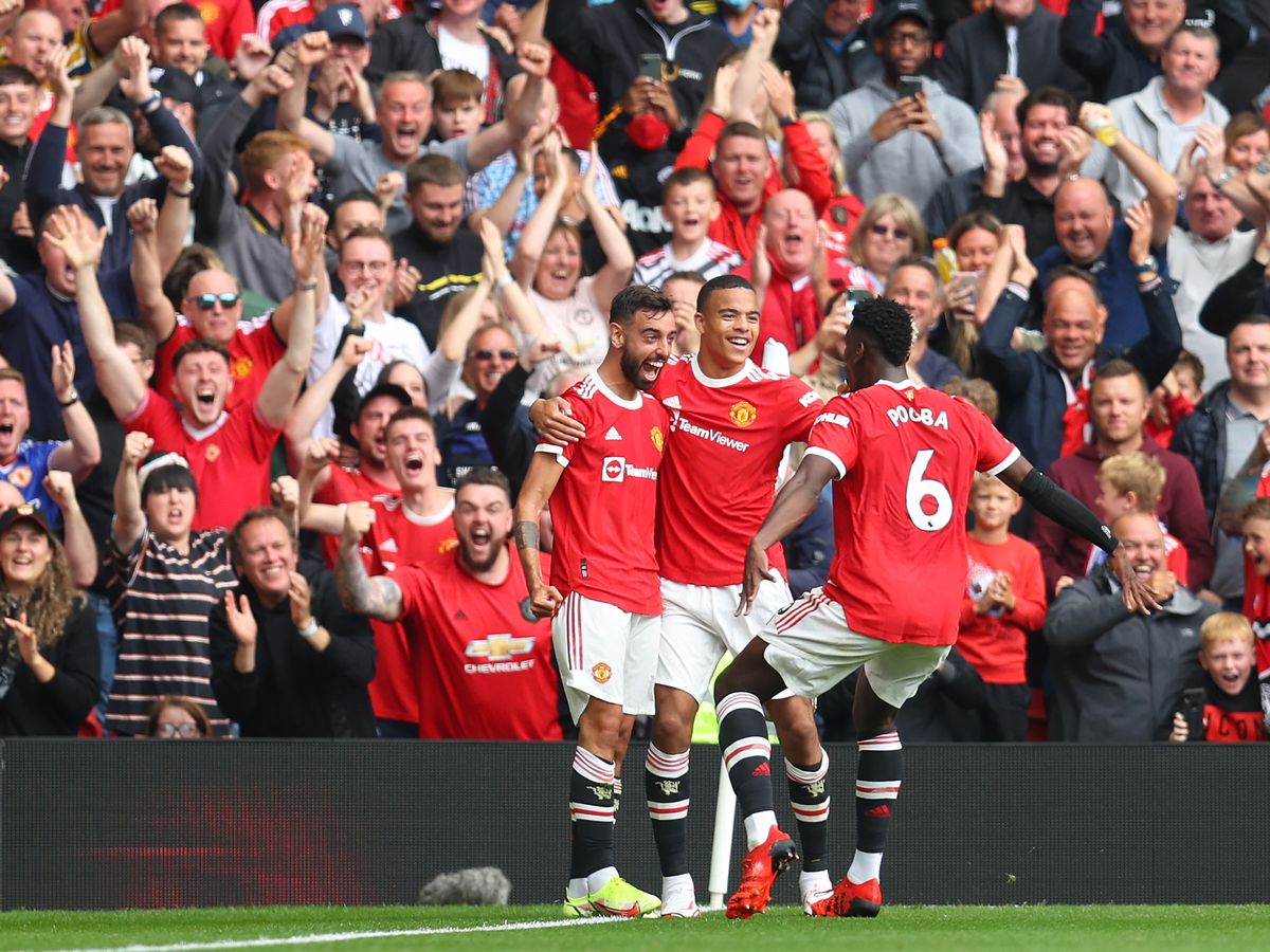 Van de Beek and Varane to start United fans pick their line up vs Southampton Evening News