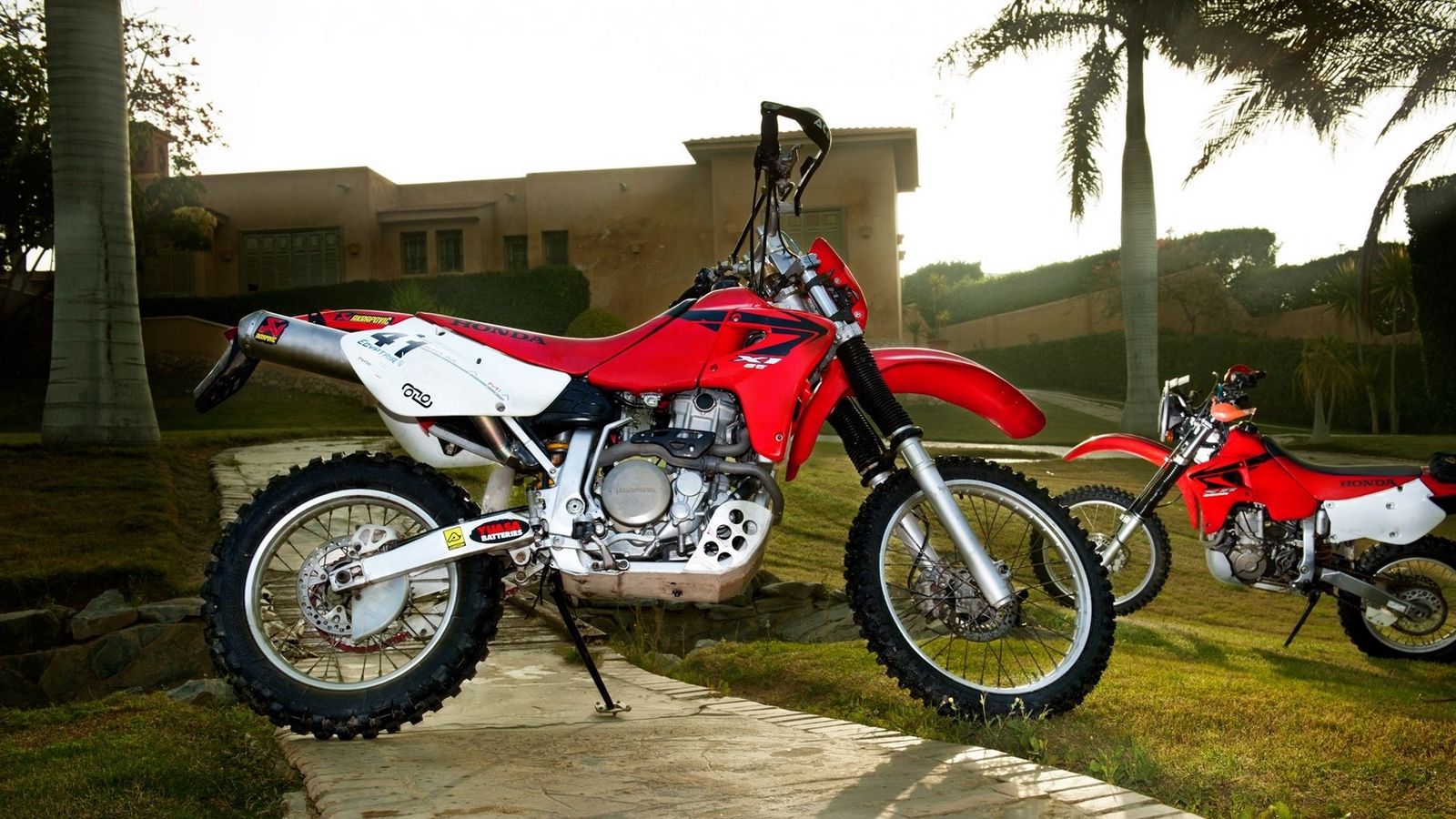 Download wallpaper 1600x900 honda xr, suv, nature widescreen 16:9 HD background