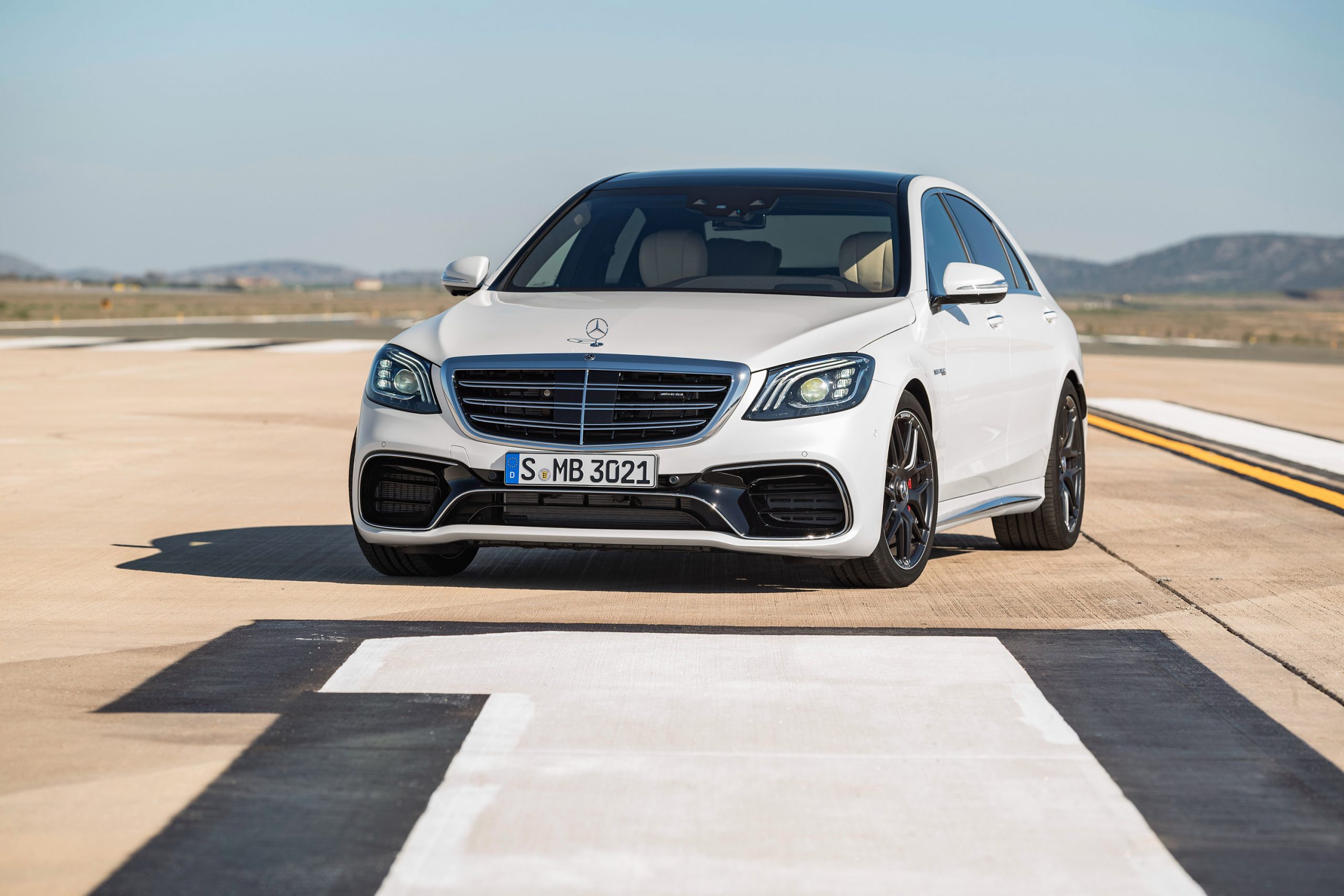 Mercedes Benz S63 AMG Wallpaper