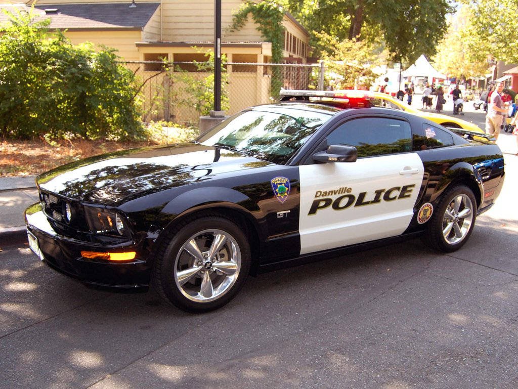Luxury Classic Cars, Ford Mustang GT Police