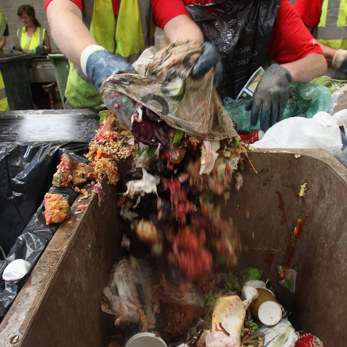 US food industry backs government plan to aggressively cut food waste. Guardian sustainable business