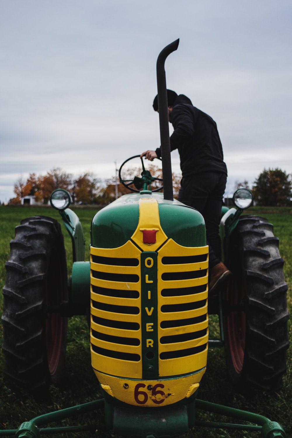 Old Tractor Picture. Download Free Image
