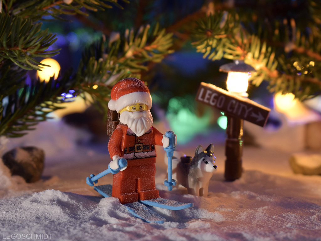 Brick Pic of the Day: Christmas is coming