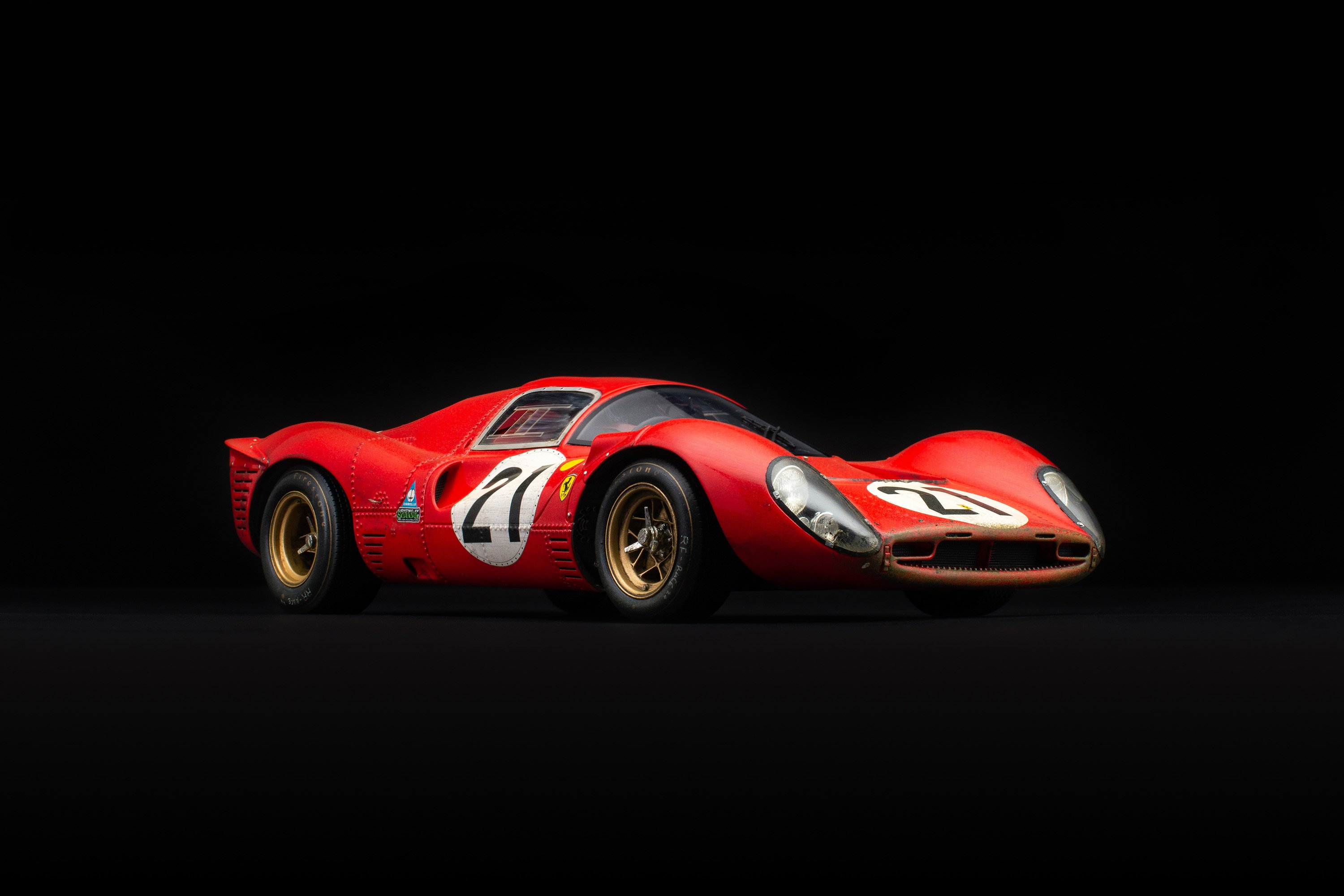 Ferrari 330 P4 Weathered Le Mans place at 1:18 scale. Classic Driver Market