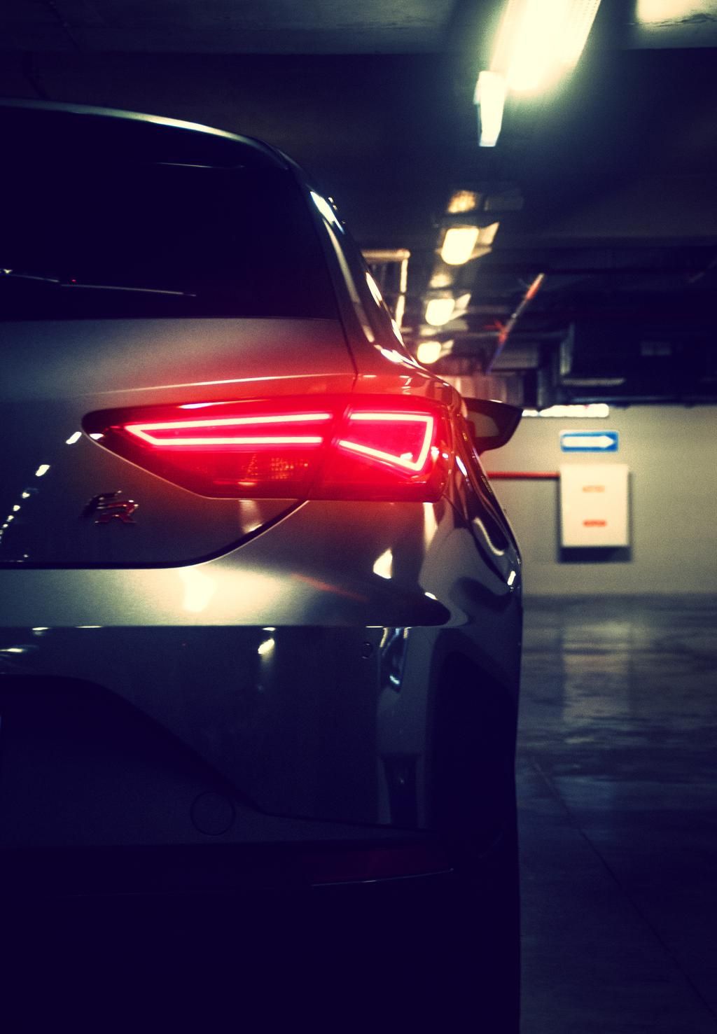 Seat Leon FR. Seat leon, Leon, Bugatti cars