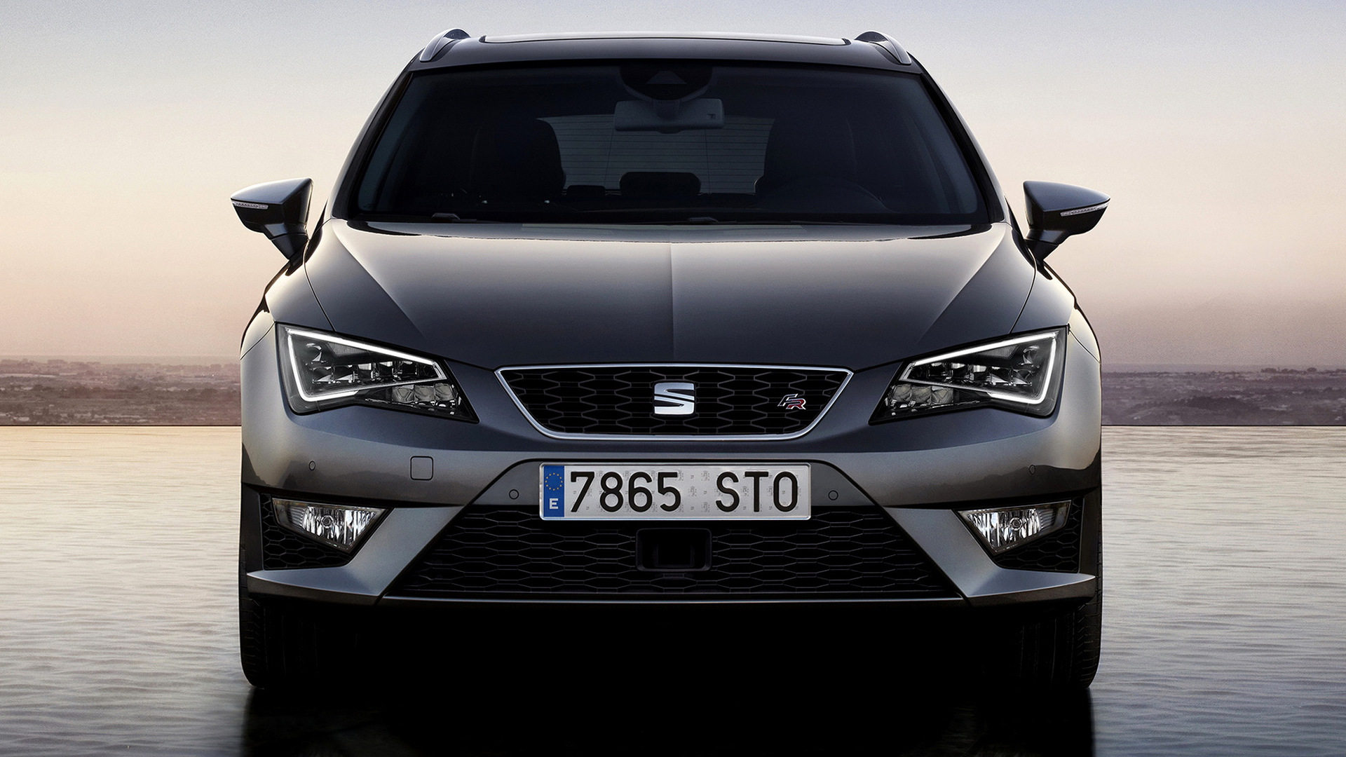 Seat Leon ST FR and HD Image