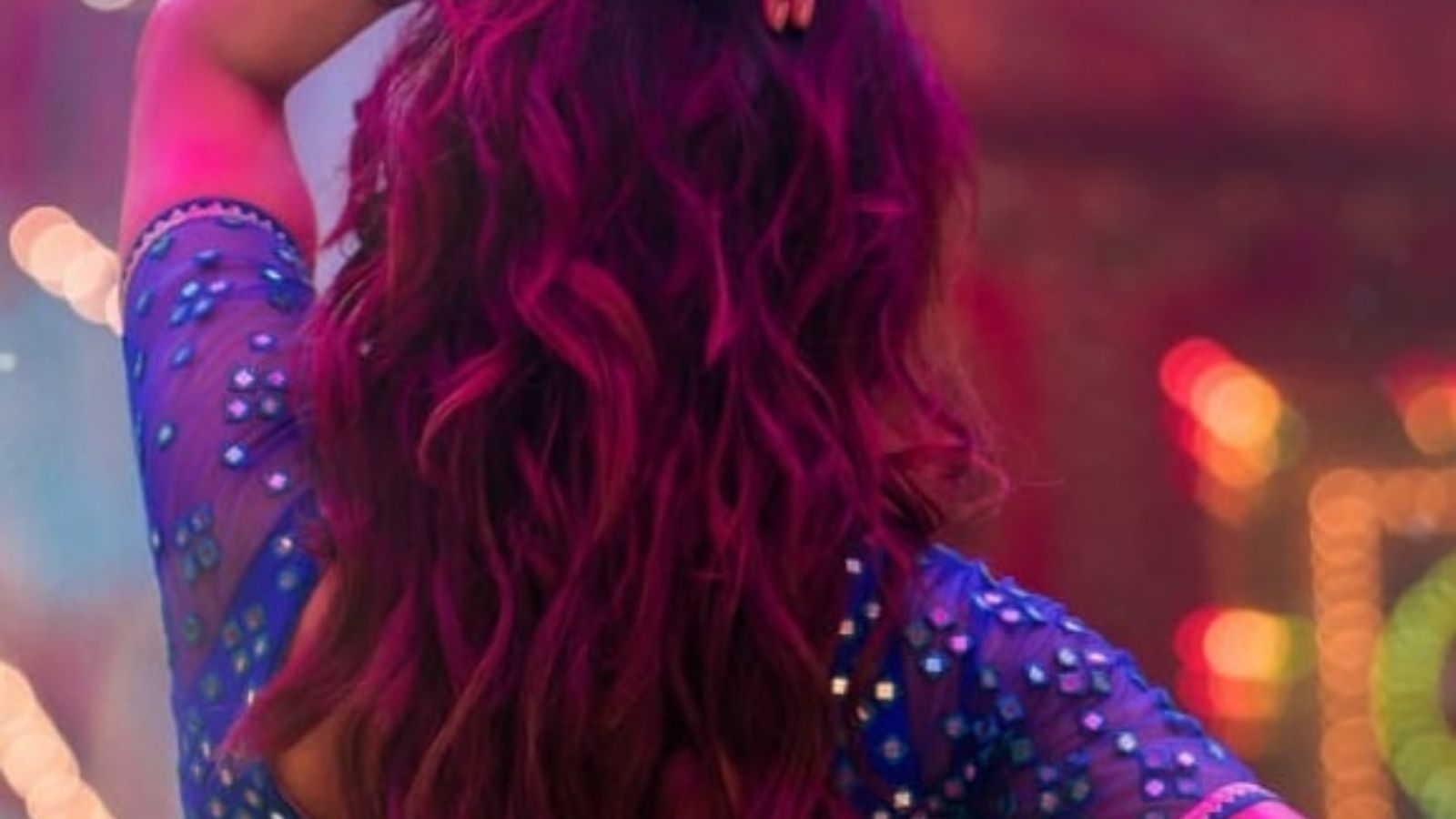 Samantha doing an item number in Allu Arjun's film 'Pushpa', the first dashing look of the actress released