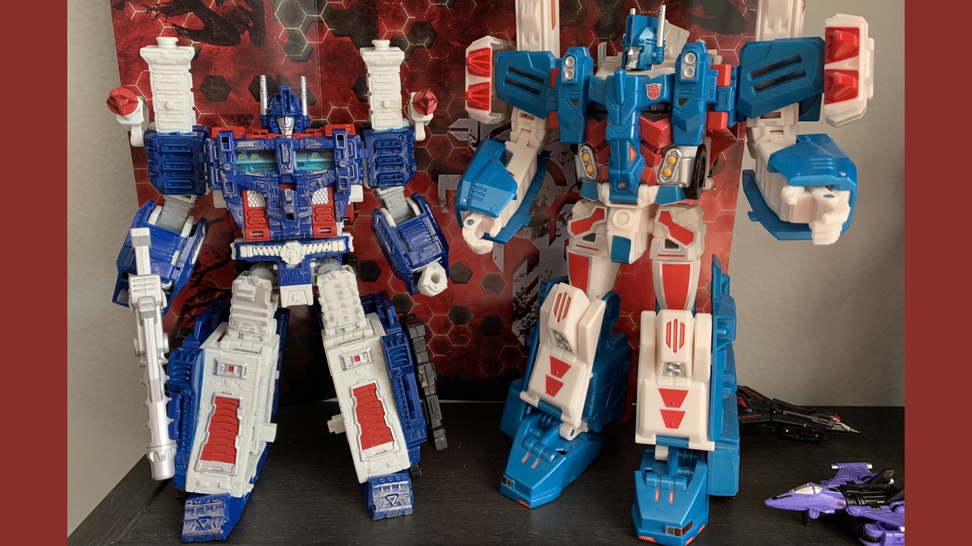 War For Cybertron Ultra Magnus Bot