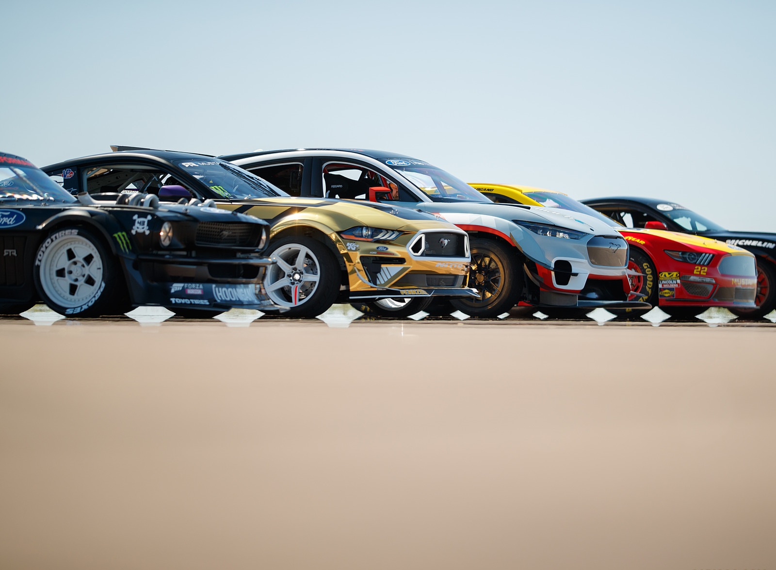 Ford Mustang Mach E 1400 Concept Wallpaper