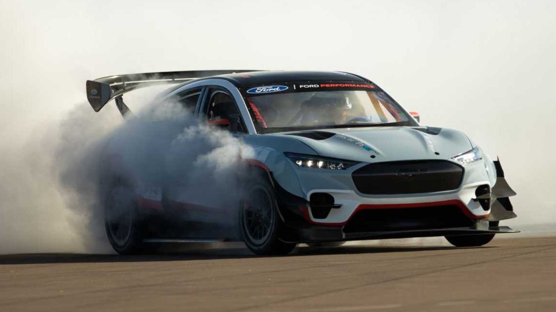 Watch The Ford Mustang Mach E 1400 Do Some Insane Drifts And Donuts