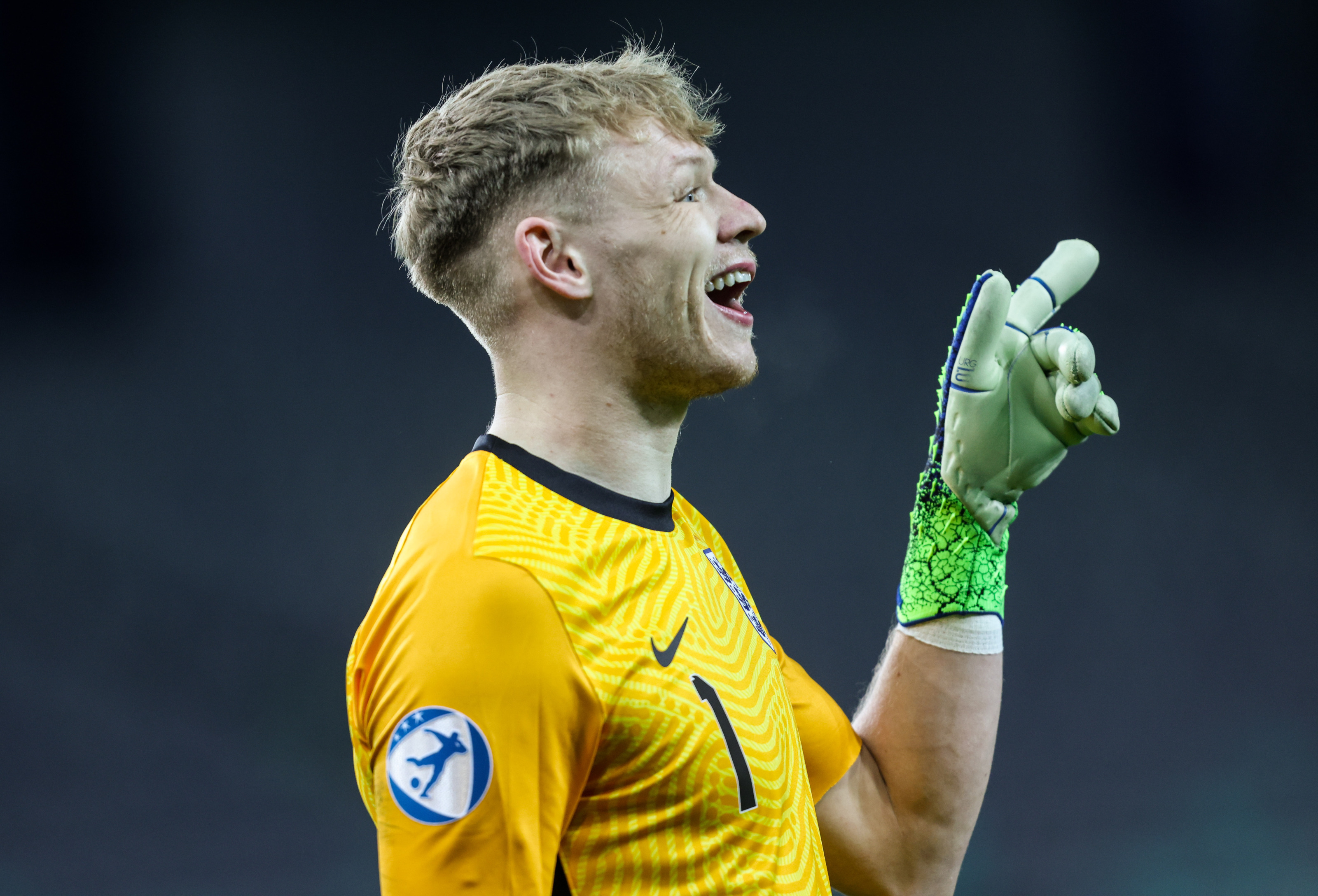 Arsenal: What does Aaron Ramsdale mean for Bernd Leno?