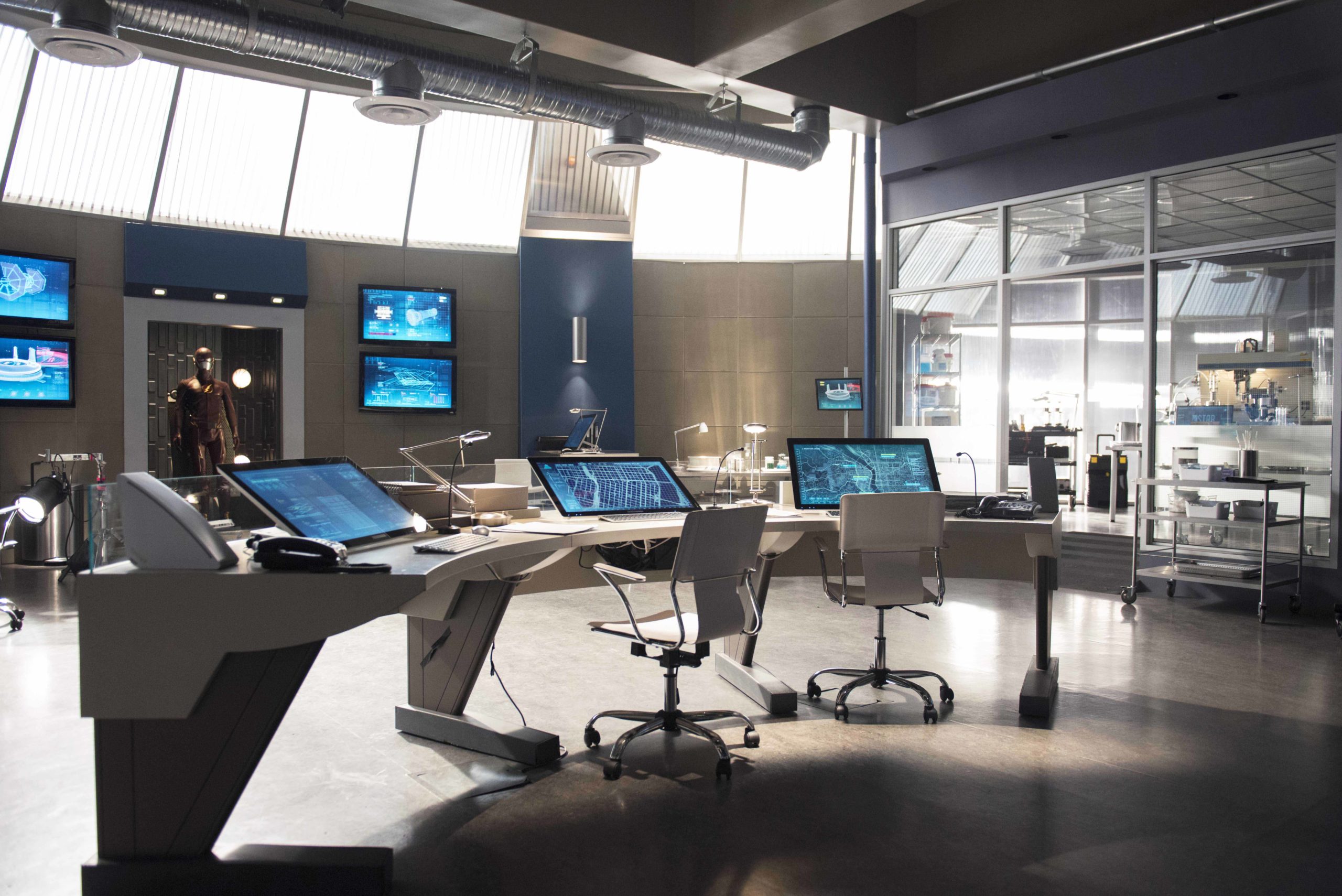 Step Into S.T.A.R. Labs and the Cortex From 'The Flash' (PHOTOS)