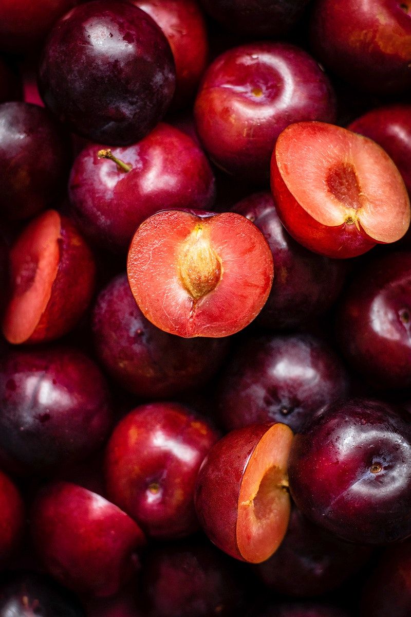 Delicious red plum fruit wallpaper. premium image / Monika. Fruit wallpaper, Plum fruit, Fruit photography