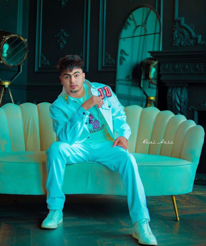 Jassa Dhillon Picture. Pretty girls selfies, Stylish girls photo, Photo poses