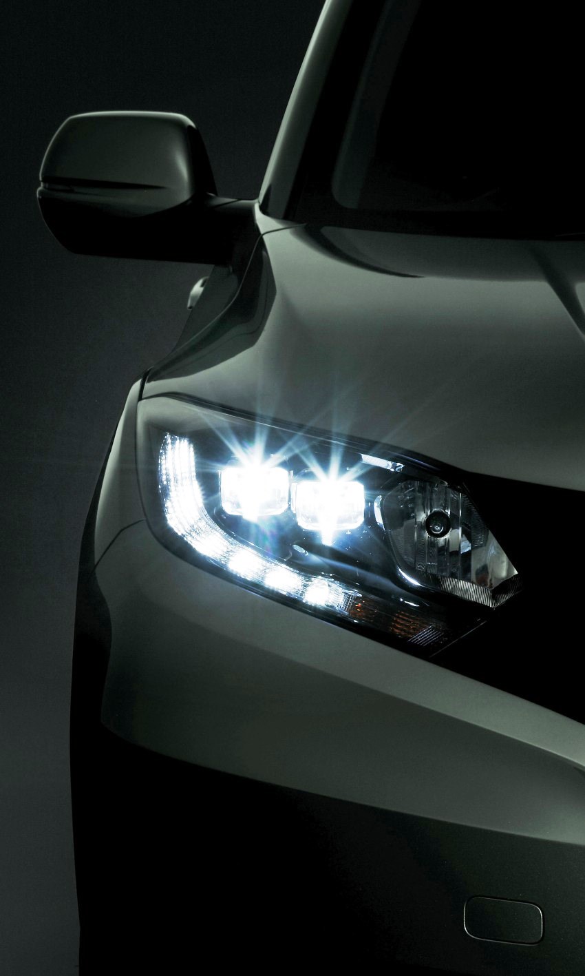 Honda Vezel Head Light