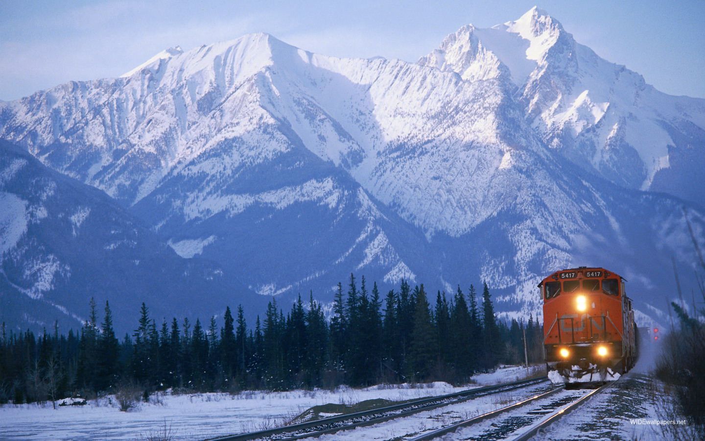 Winter Train Wallpaper