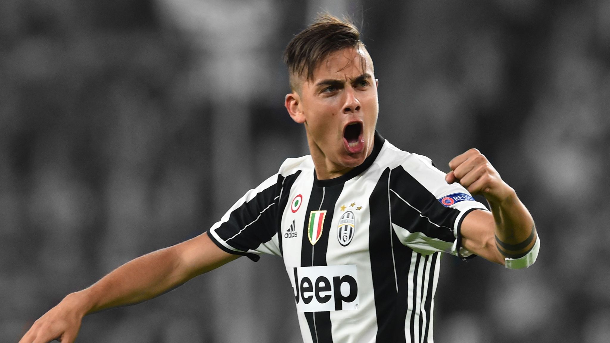 Paulo Dybala extends Juventus stay by signing new contract until 2022