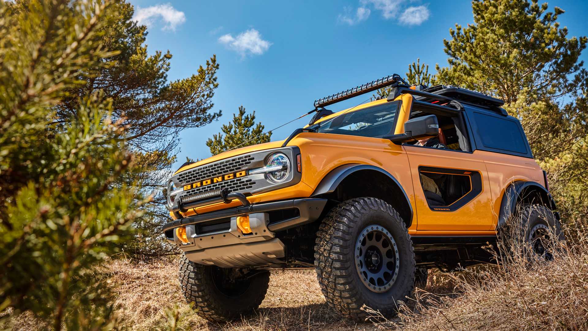 2022 Ford Bronco Could Lose Cyber Orange Paint, Gain Other Colors