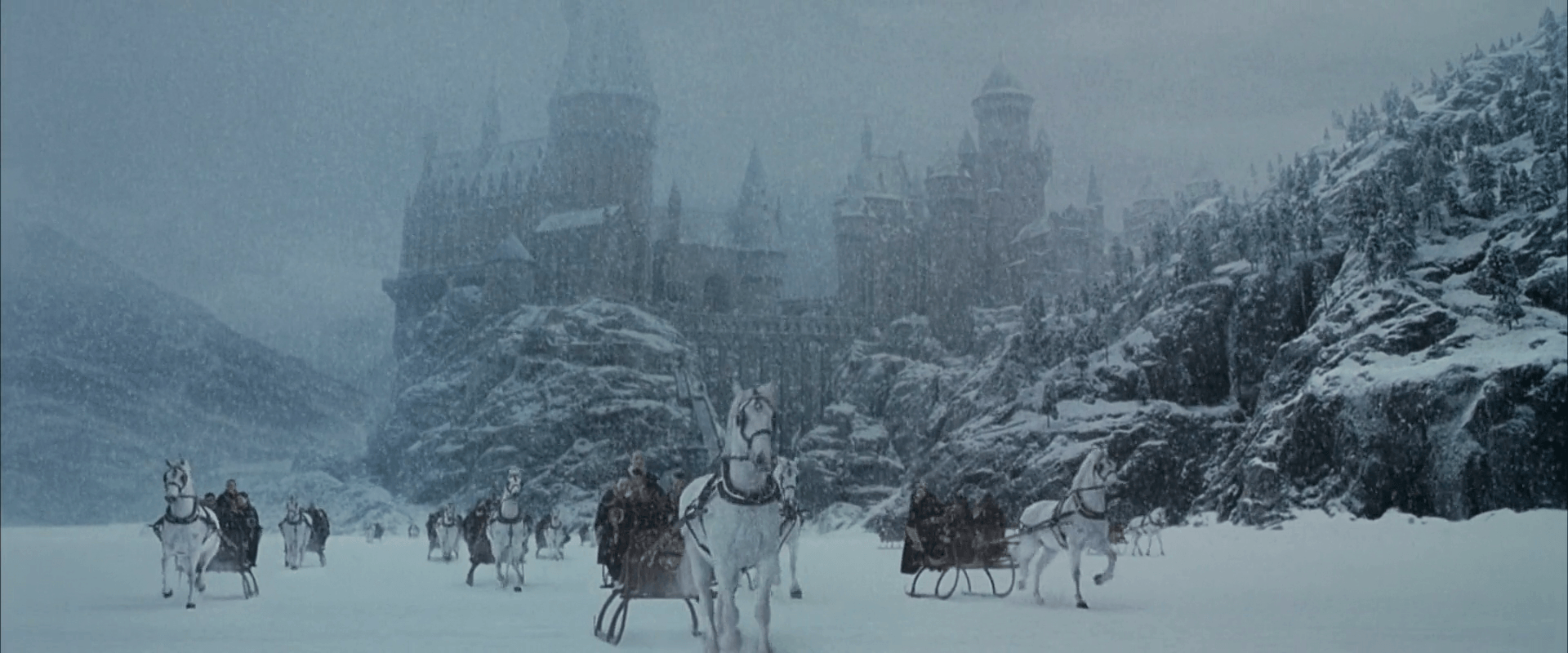 Hogwarts Winter Phone Wallpaper