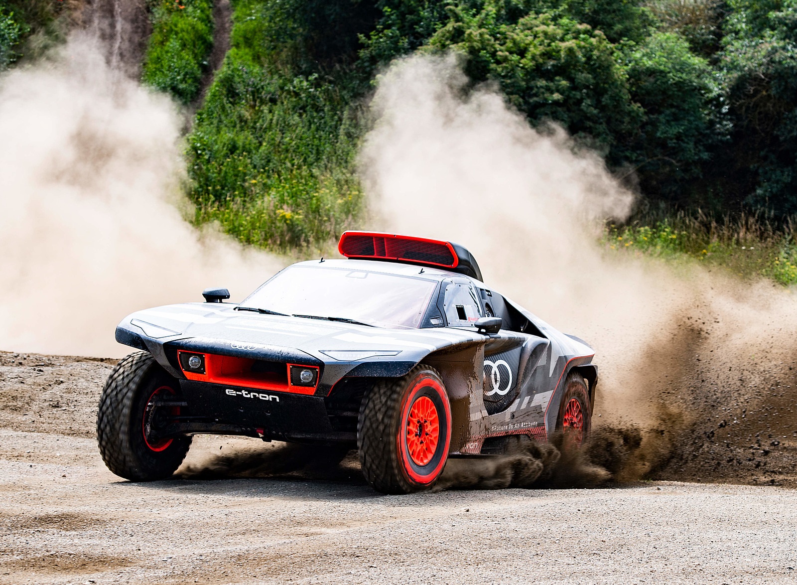 2022 Audi RS Q E Tron Dakar Rally Wallpaper (HD Image)