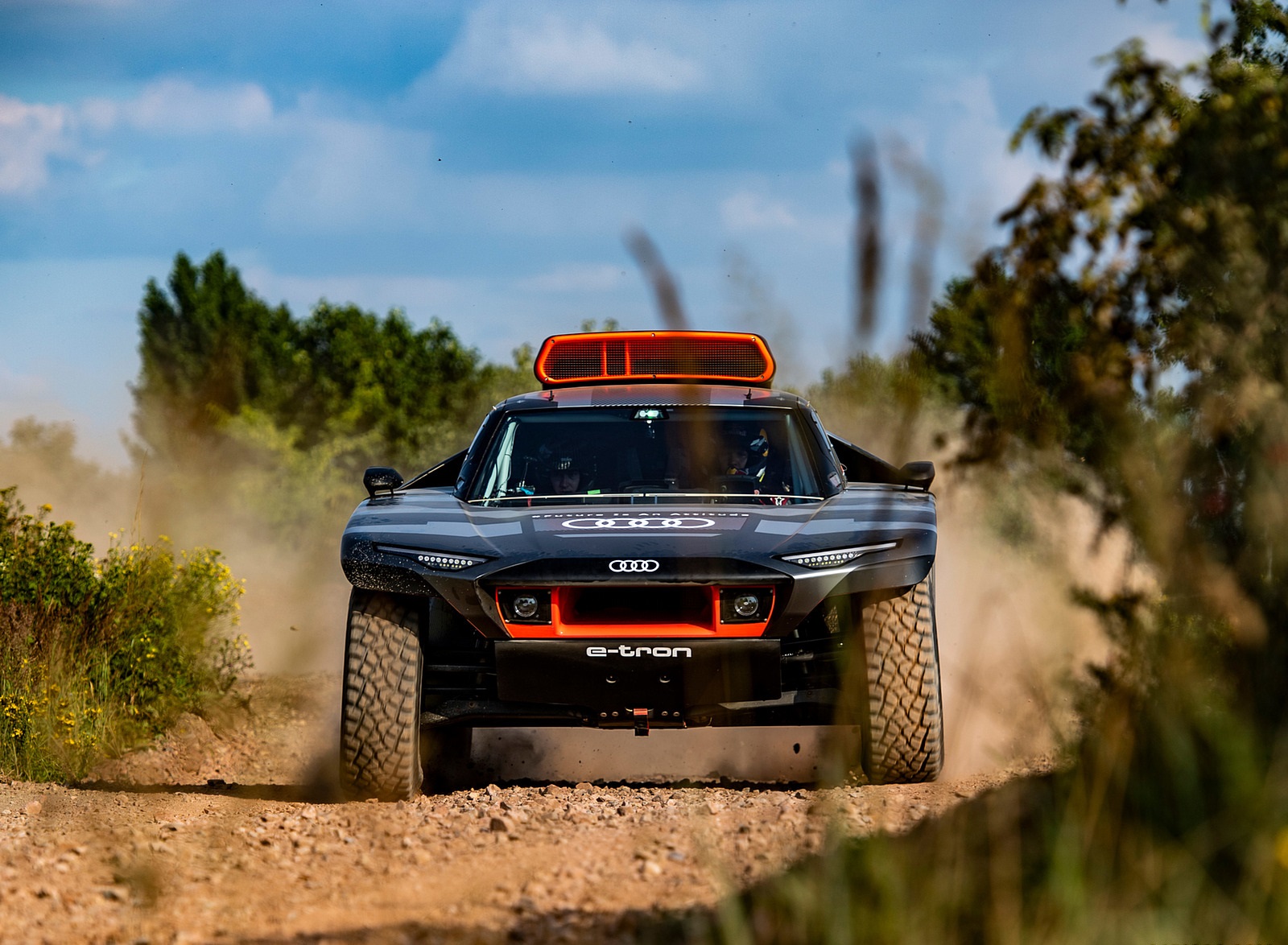 2022 Audi RS Q E Tron Dakar Rally Off Road Wallpaper