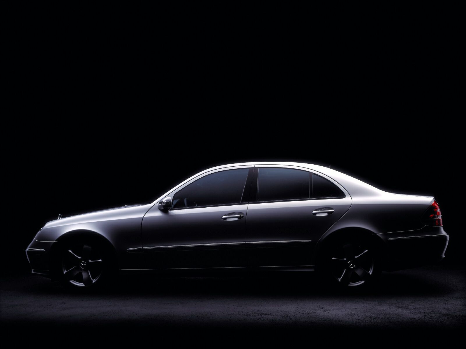 Mercedes E Class Wallpaper