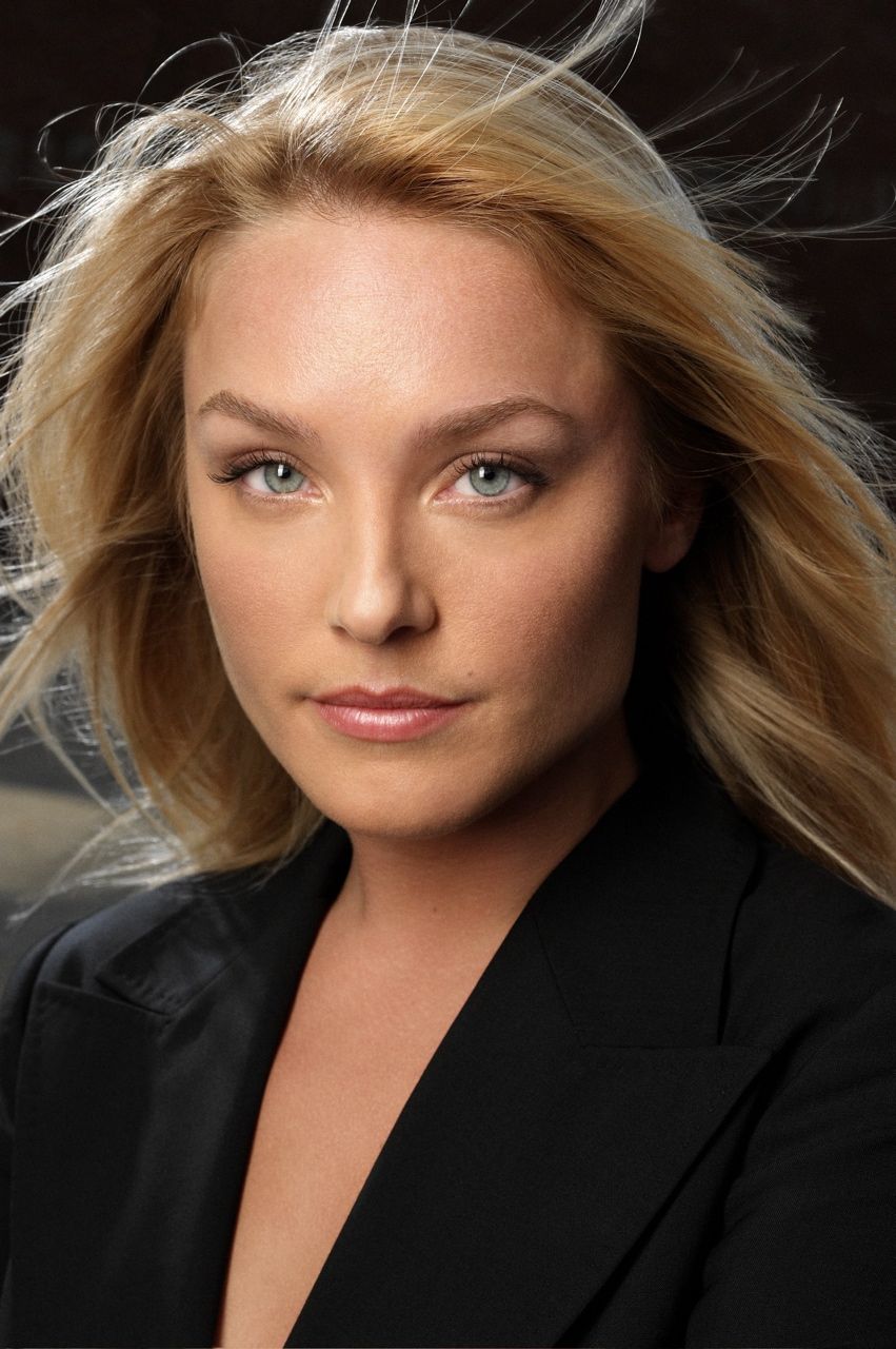 Elisabeth röhm, Actress without makeup, Woman personality