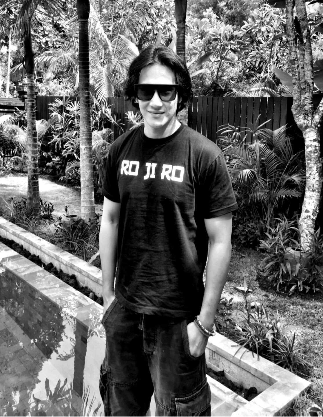 Gank Vino G Bastian Na Twitteru: Mau T Shirt 'RO JI RO'?? CARANYA: Ajak Mention Sebanyak2nya Teman Kamu Utk Melihat PreTeaser #WiroSableng Ini: Sertakan Hastag #WiroSableng2018. 3 Org Dengan Tweet Terbanyak Akan