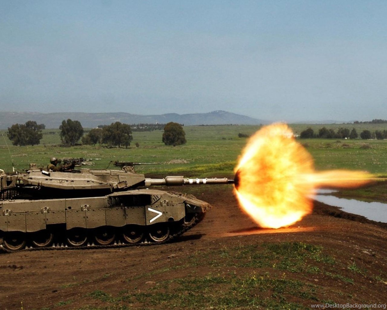 Tank Fire Army Battle HD Wallpaper Desktop Background