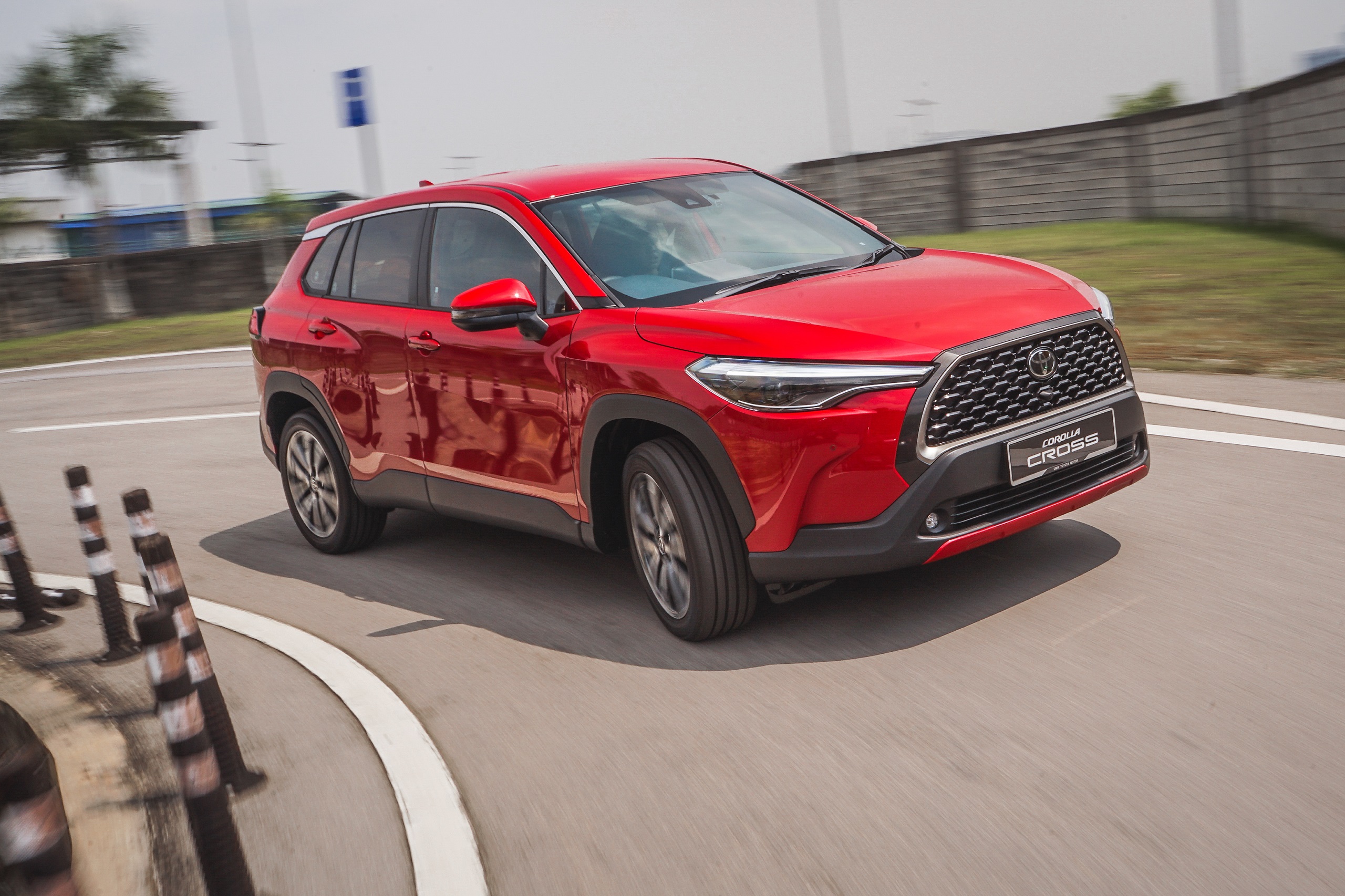 2022 Toyota Corolla Cross [MY Spec] Wallpaper