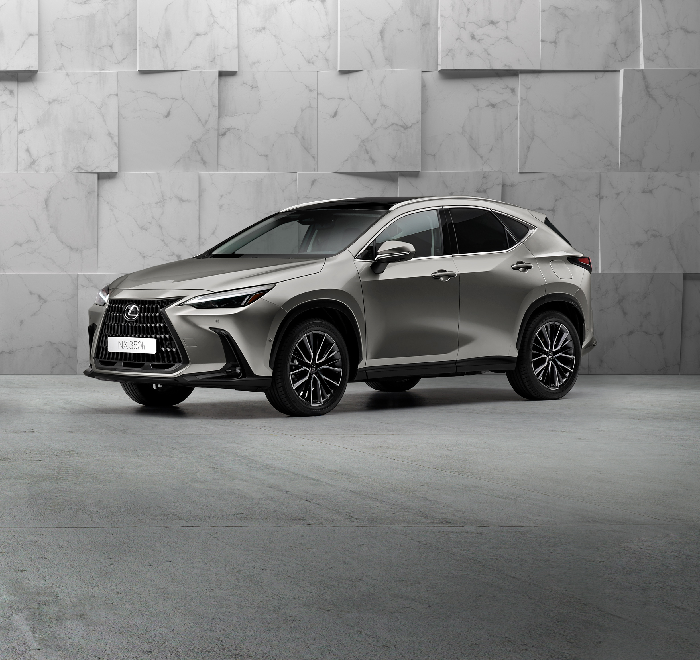 2022 Lexus NX 350h AWD Hybrid Front Three Quarter Wallpaper