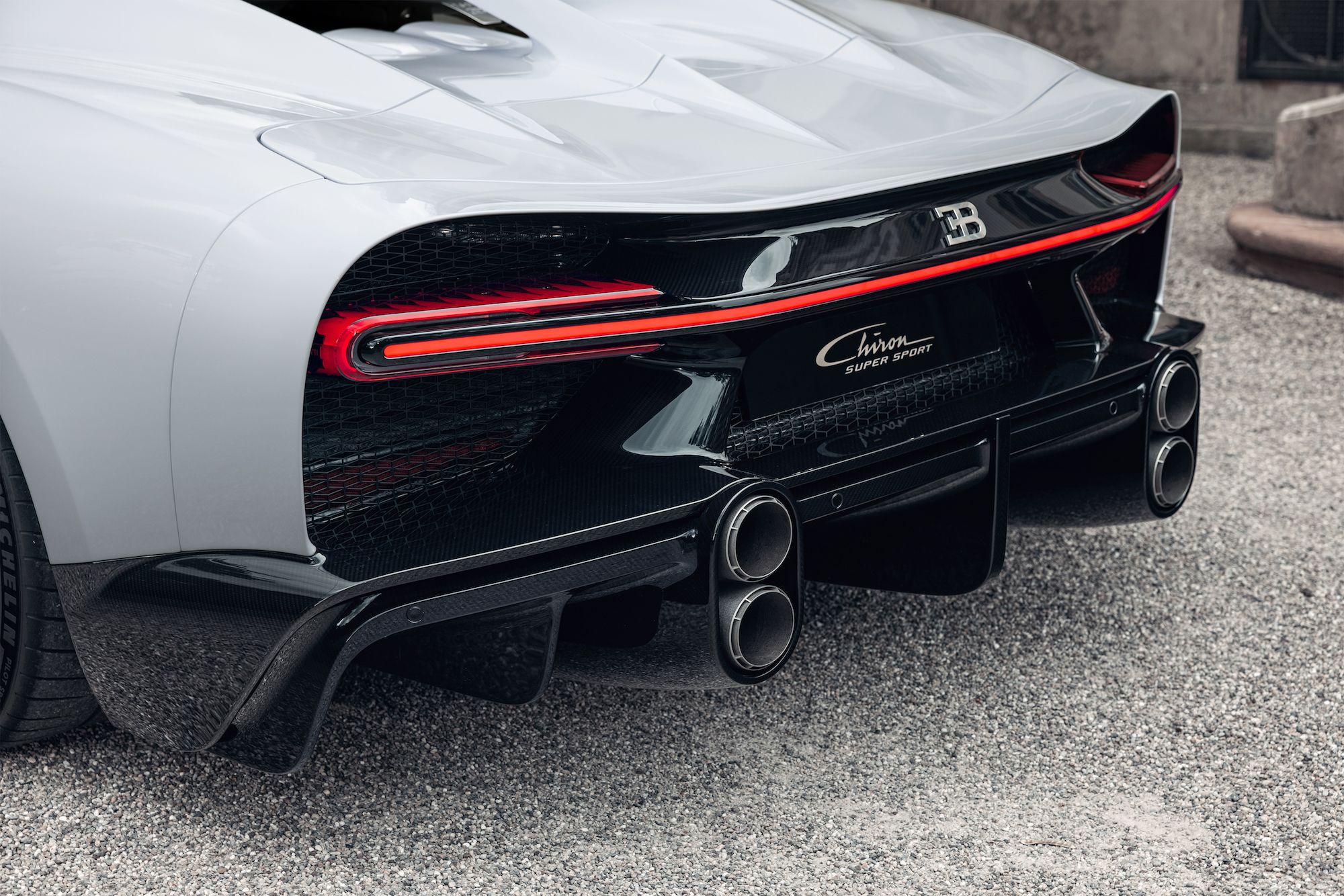 2022 Bugatti Chiron Super Sport Image Gallery