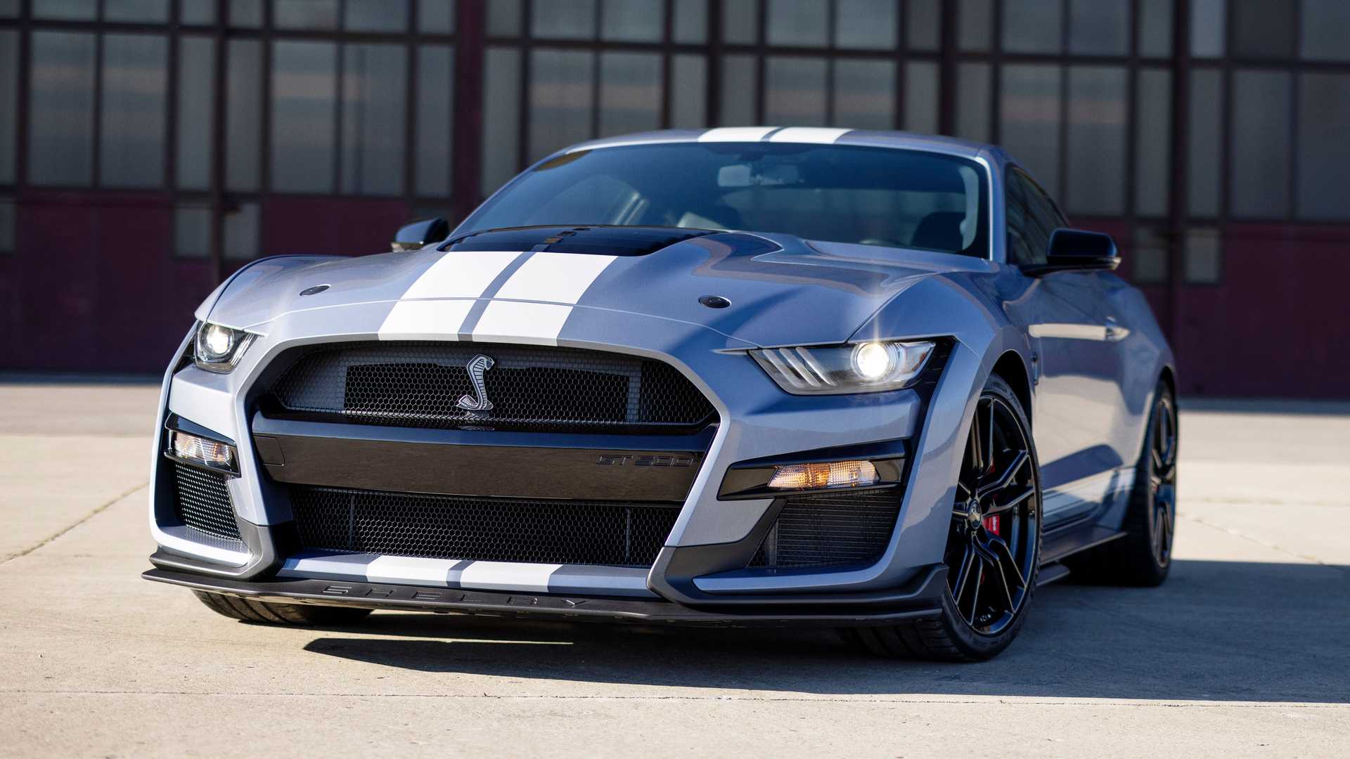 2022 Ford Mustang GT500 Heritage Pack Arrives Offering Painted Stripes
