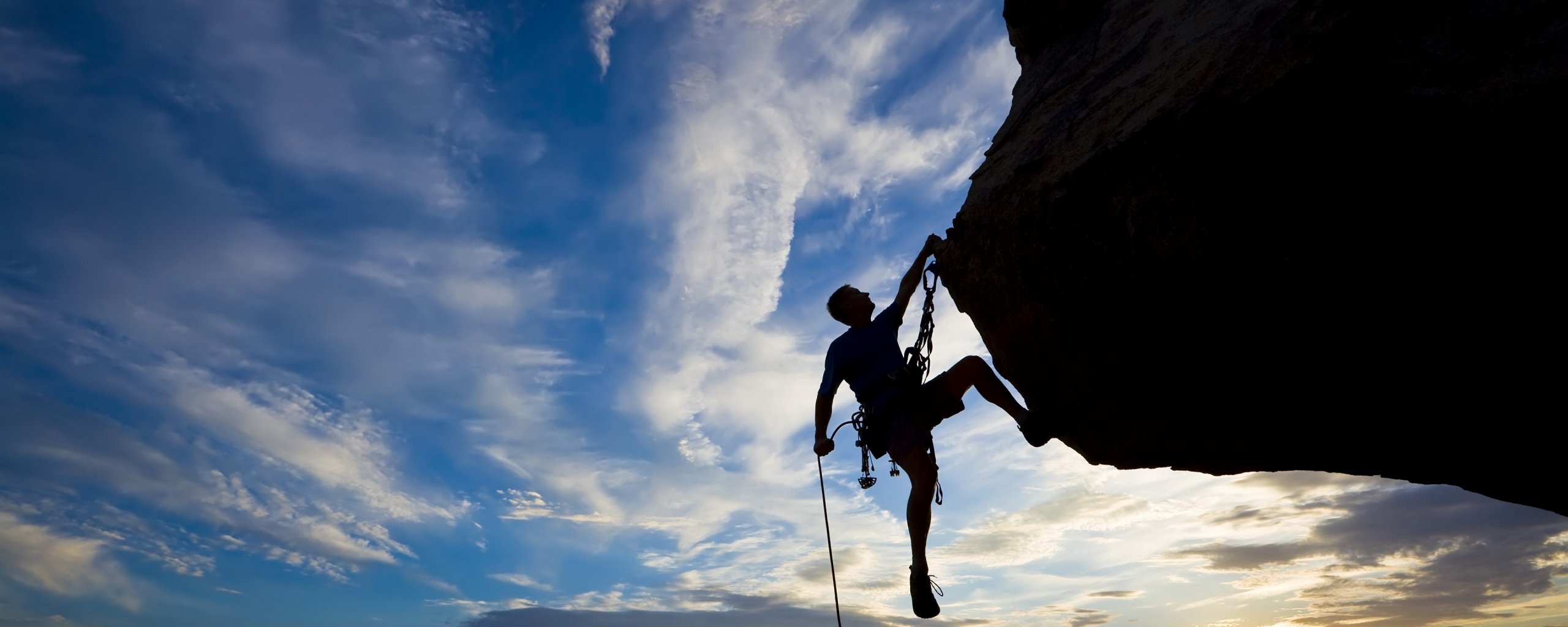 Wallpaper 4k climber, extreme, silhouette, climbing, rock, difficulties sunset 4k Wallpaper