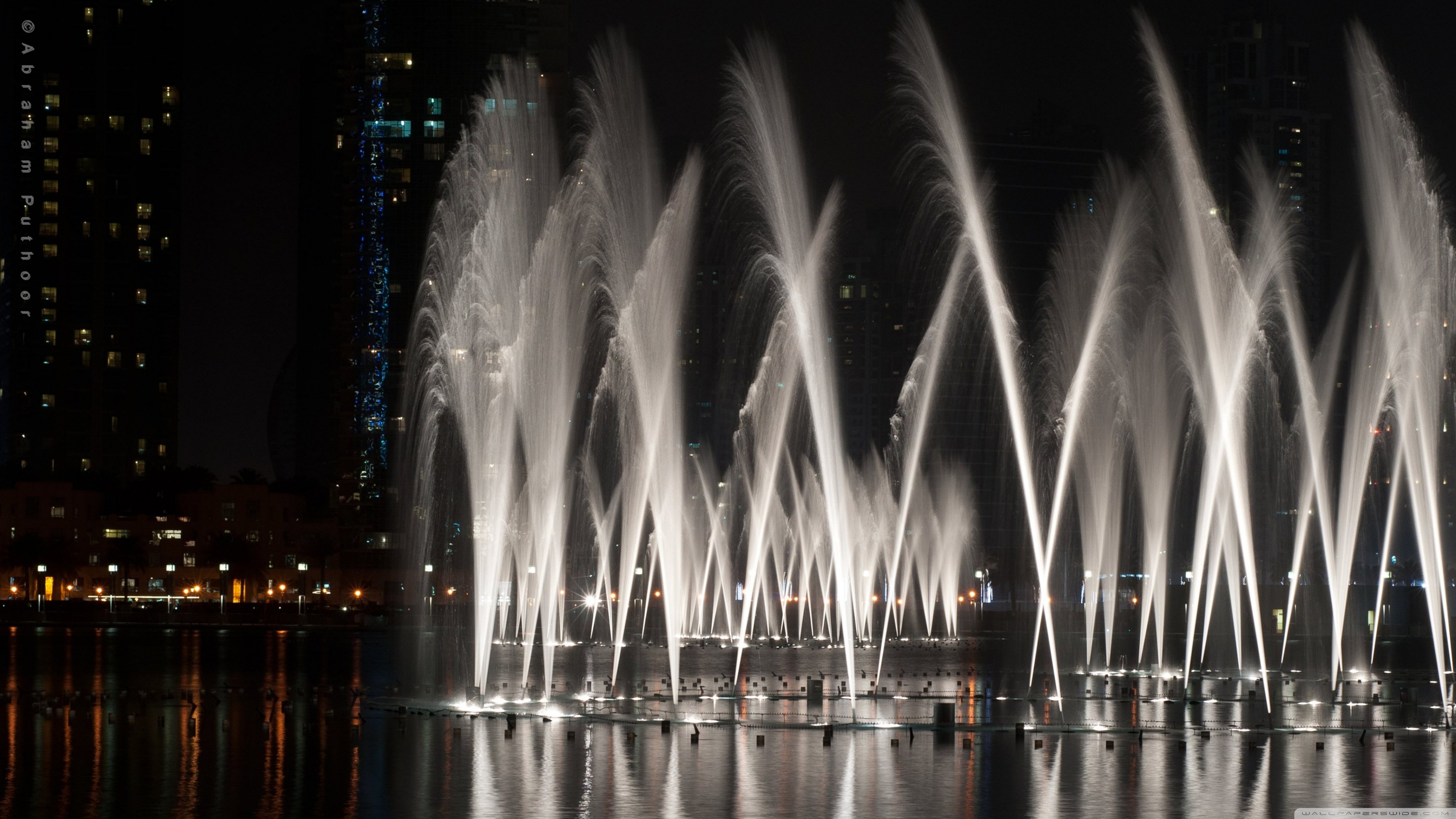 Dubai Fountain Show Ultra HD Desktop Background Wallpaper for 4K UHD TV, Widescreen & UltraWide Desktop & Laptop, Tablet