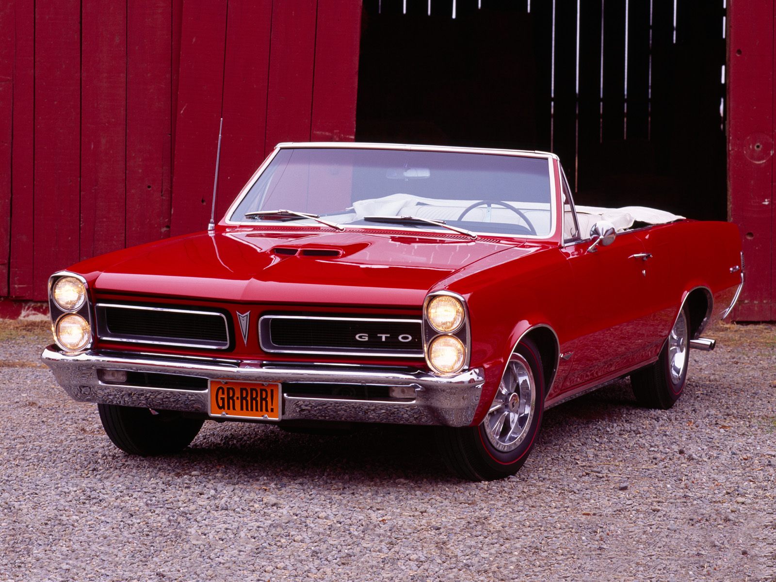 Kids N Fun.com. Wallpaper Oldtimers 1965 Pontiac GTO Convertible