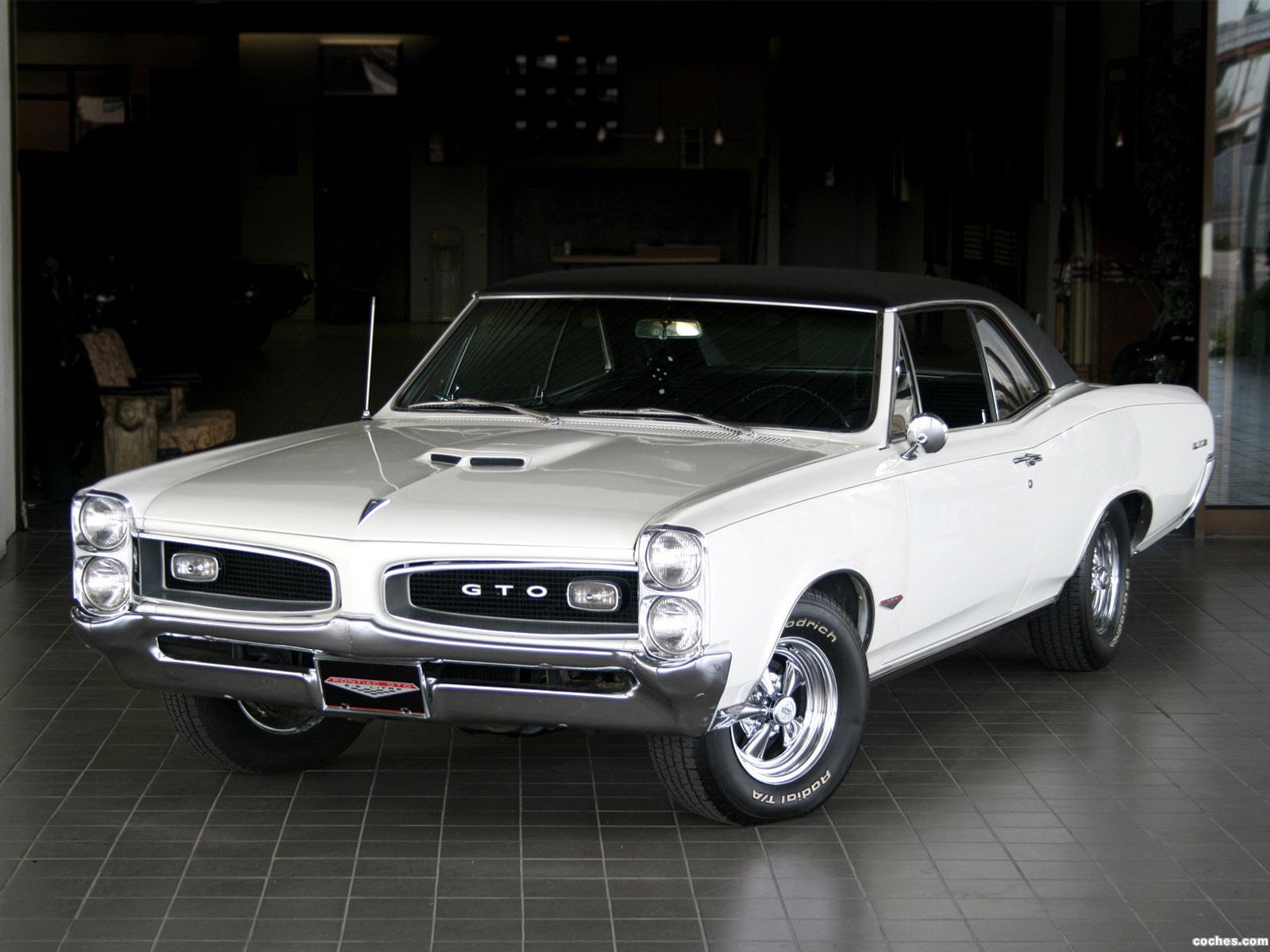 GTO Muscle Car Wallpaper