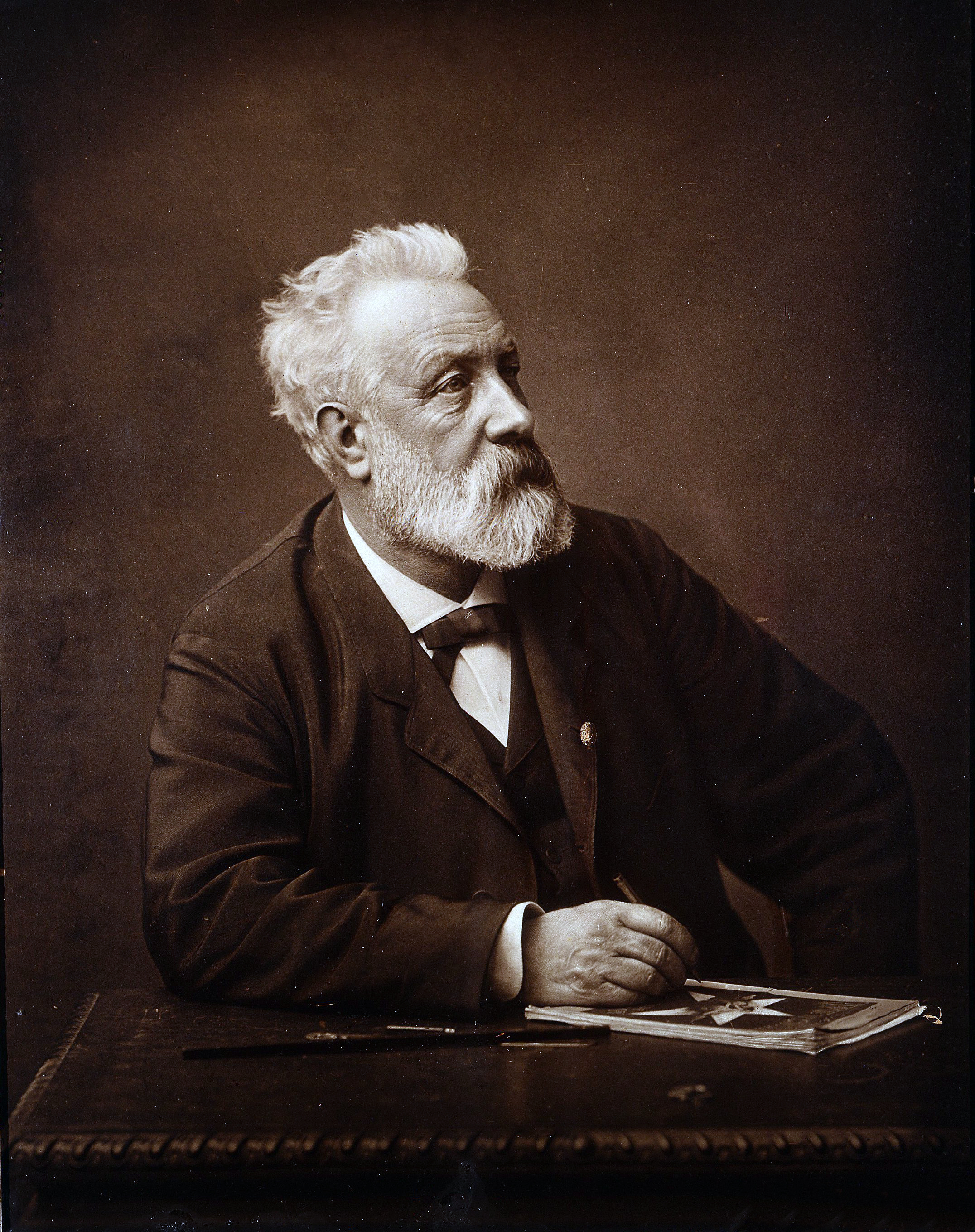 Jules Verne in 1892 & Writers foto
