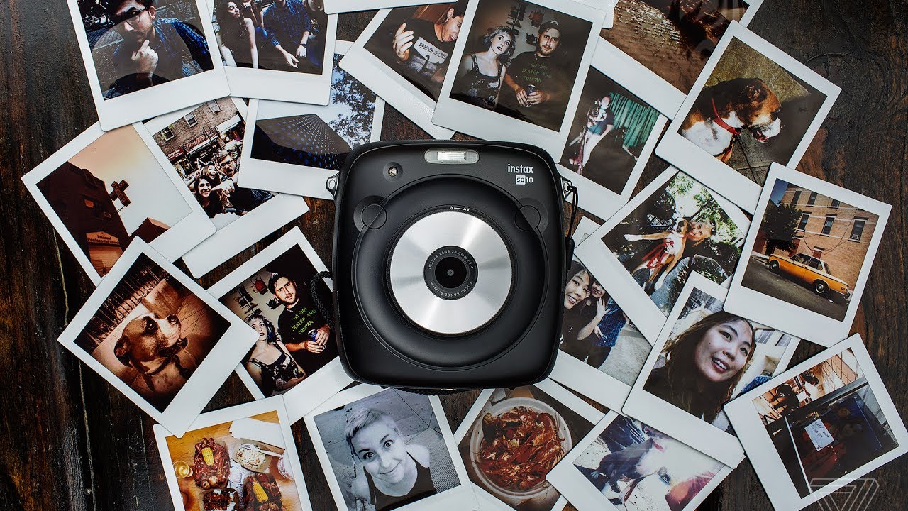 Fujifilm Instax Square SQ10 review: digital downer