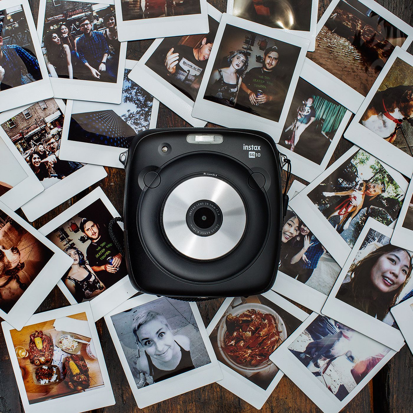 Fujifilm Instax Square SQ10 review: digital downer