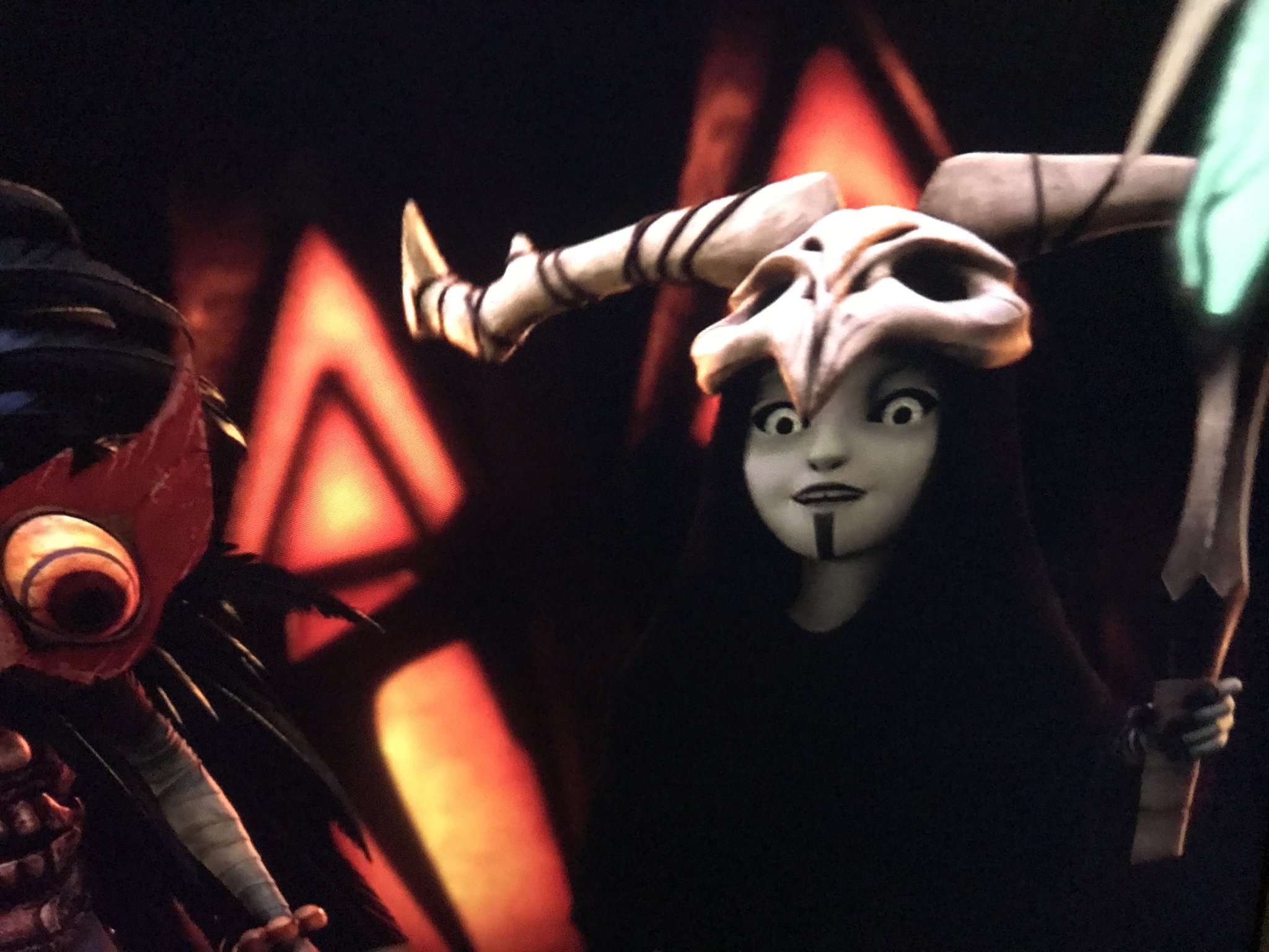 persona non otta to do a makeup look inspired by skrael of the north wind wizards series. I'm pretty happy with the result. #guillermodeltoro #WizardsOfArcadia #skrael #nonbinary #