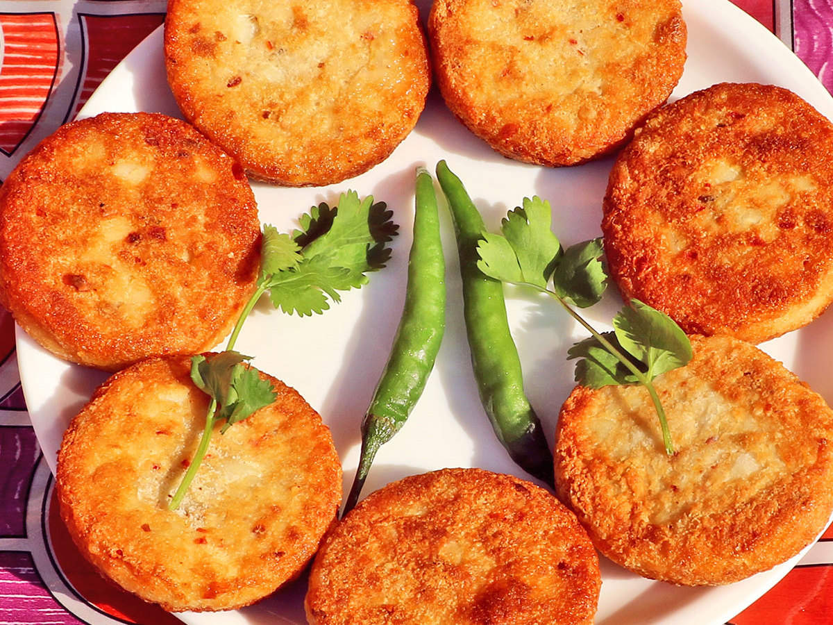 Aloo Tikki Recipe: How to make Aloo Tikki Recipe at Home. Homemade Aloo Tikki Recipe