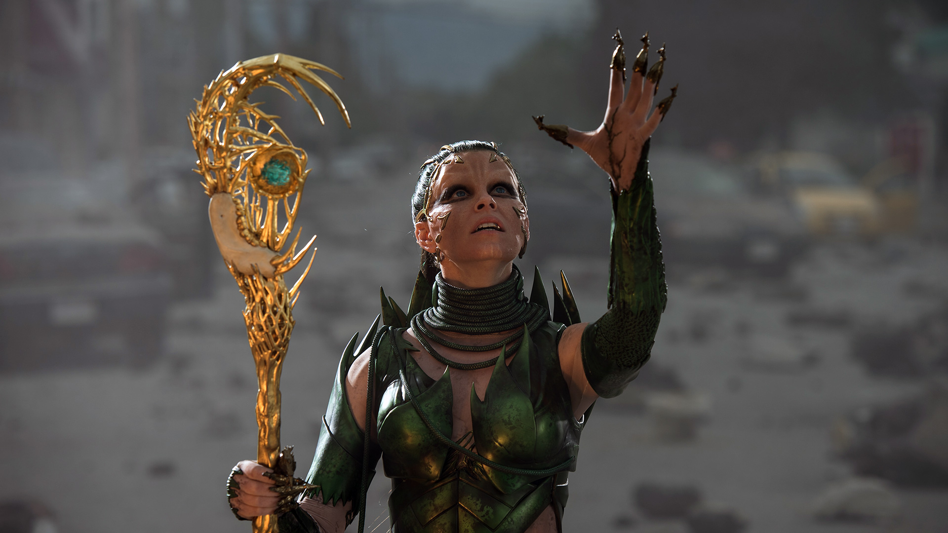 Power Rangers. Elizabeth Banks, Bryan Cranston, Becky G