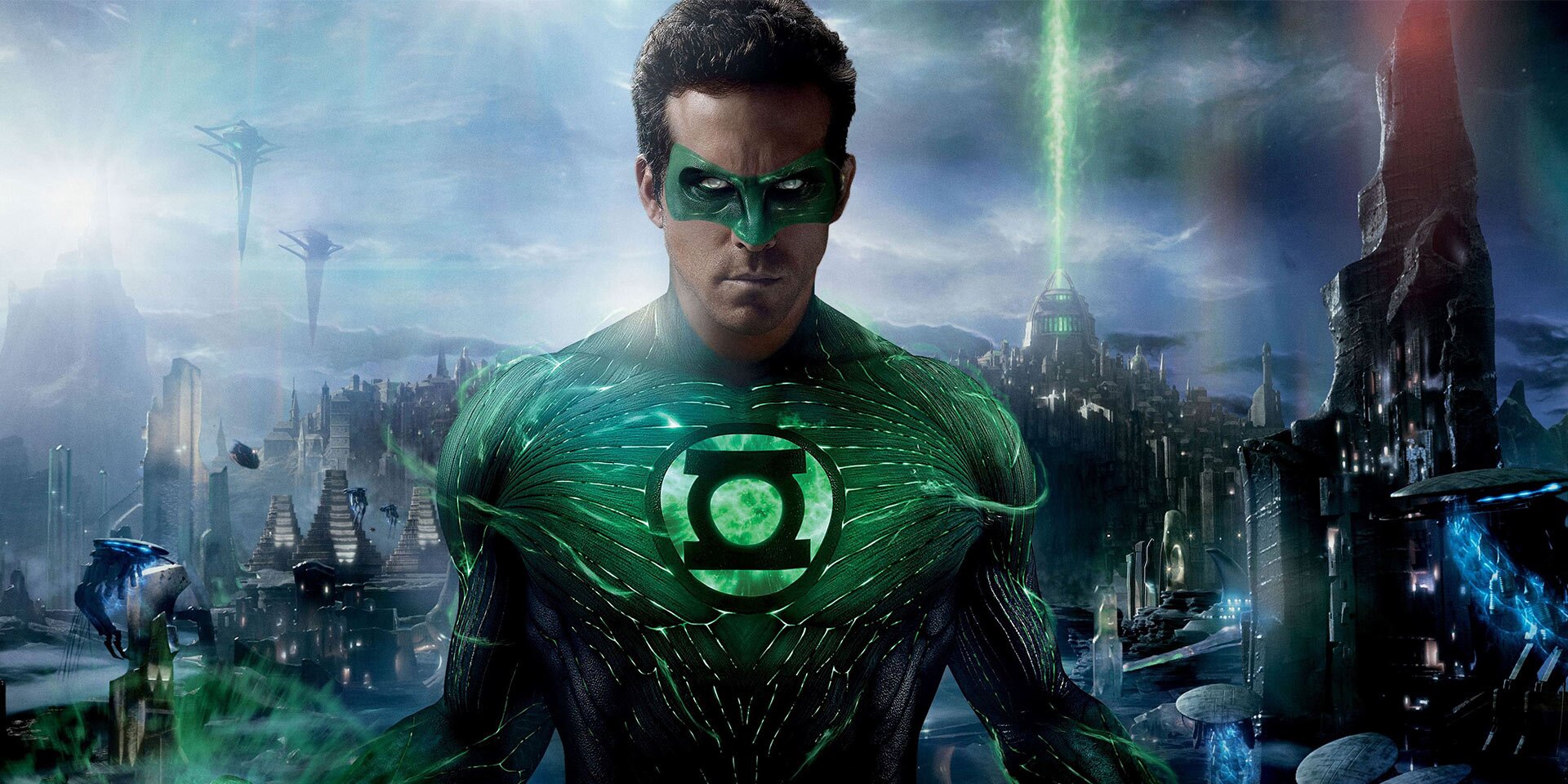 Ryan Reynolds Watches Green Lantern For First Time And Live Tweets Experience