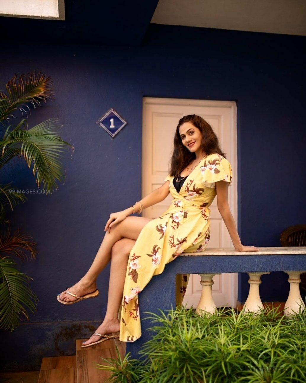 Kajal Pisal Hot Beautiful HD Photo & Mobile Wallpaper HD (Android IPhone) (1080p) (png Jpg)