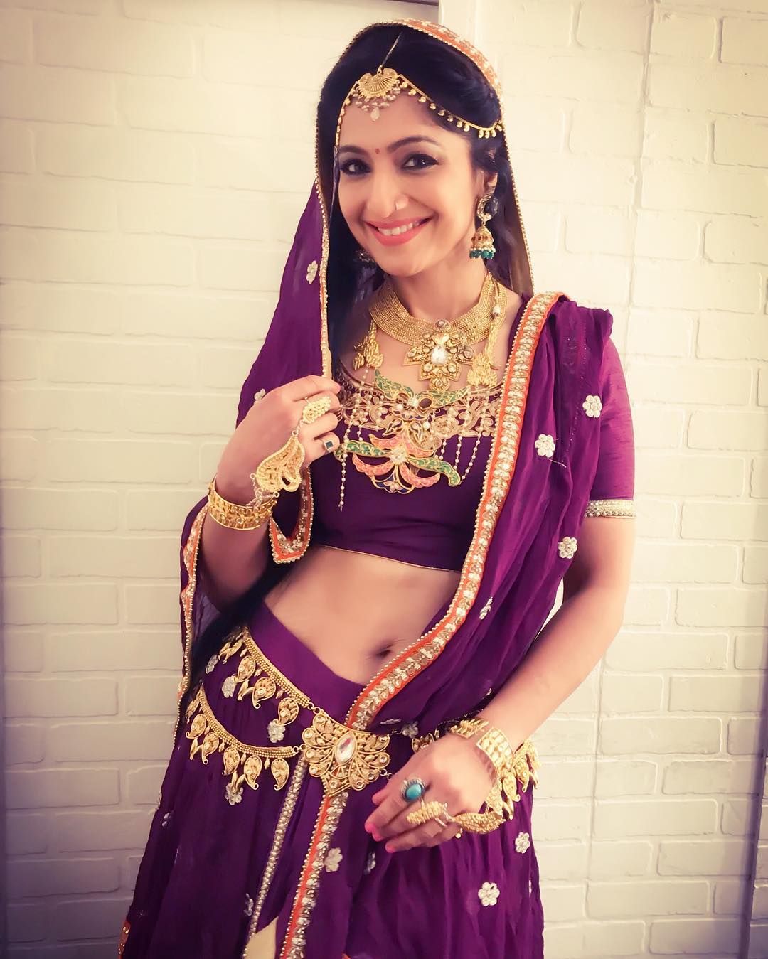 Aartii Naagpal Bollywood Model Hot Photohoot Pics